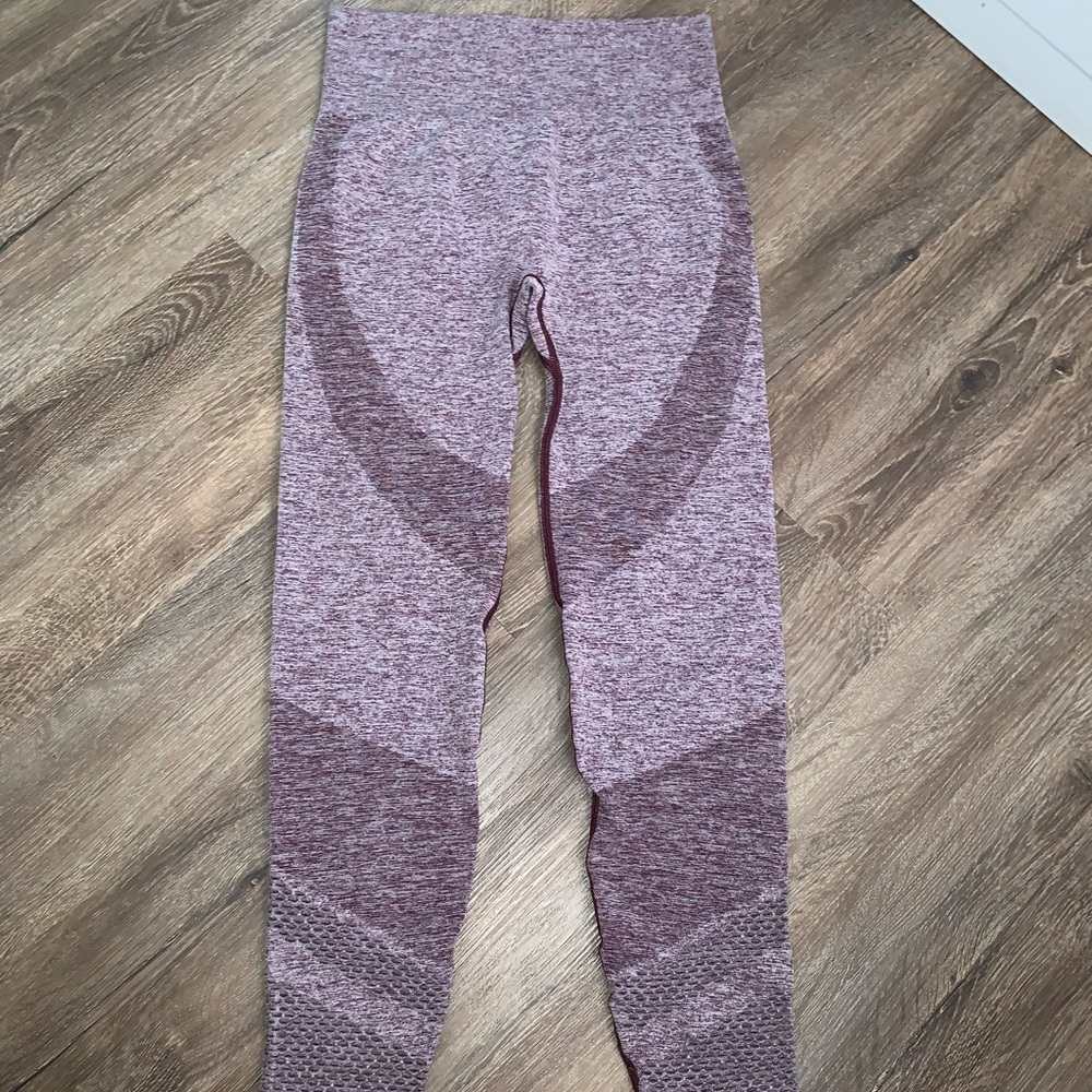 Victorias Secret PINK seamless workout leggings